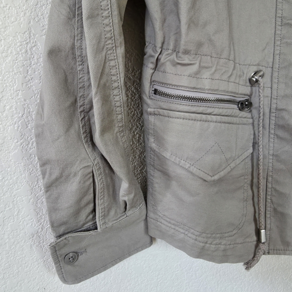 Tommy Hilfiger Gray Green Utility Jacket with Collared Neckline - Picture 5 of 10